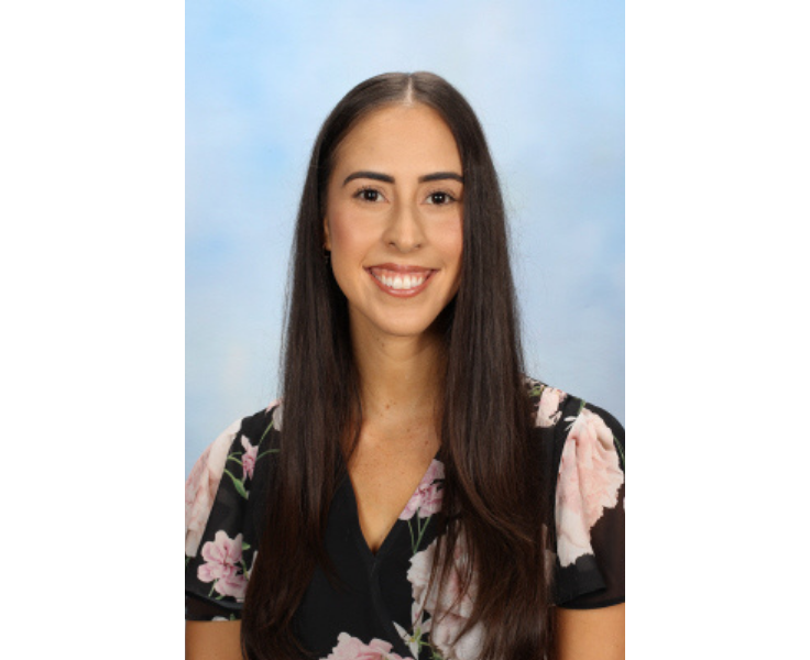 Portrait of Laura Katsoudas